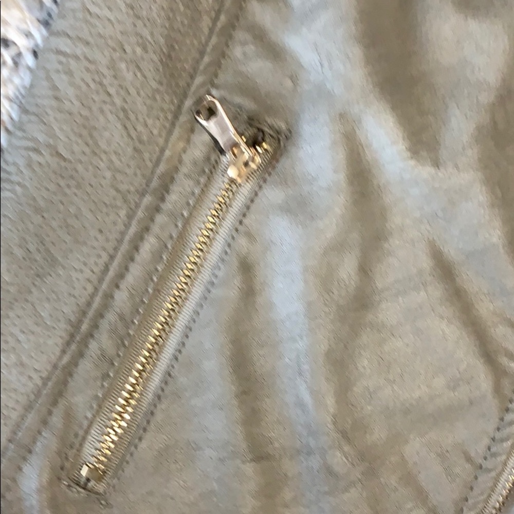 Faux jacket - Picture 2 of 6